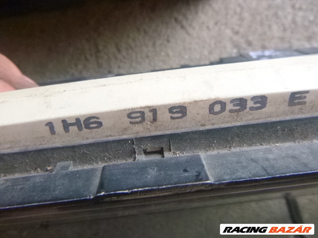Volkswagen Golf III benzines műszerfal óra 1H6 919 033 E 7. kép