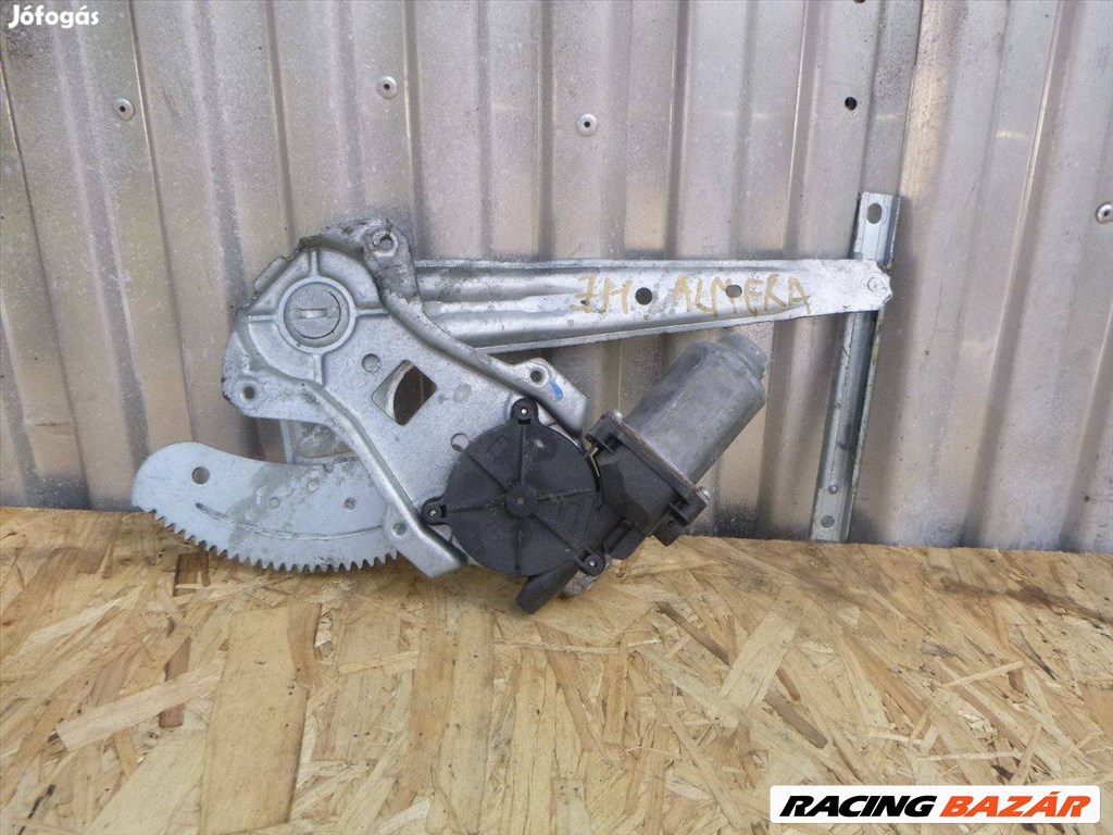 Nissan Almera Jobb hátsó elektromos ablakemelő szerkezet motorral N16 Almera 3. kép