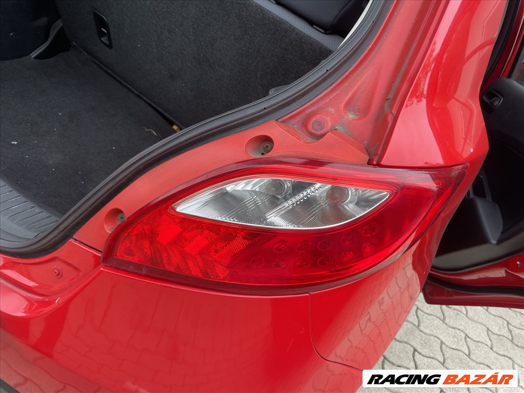 Mazda 2 (DE) 2008-2014 jobb hátsó lámpa 1. kép