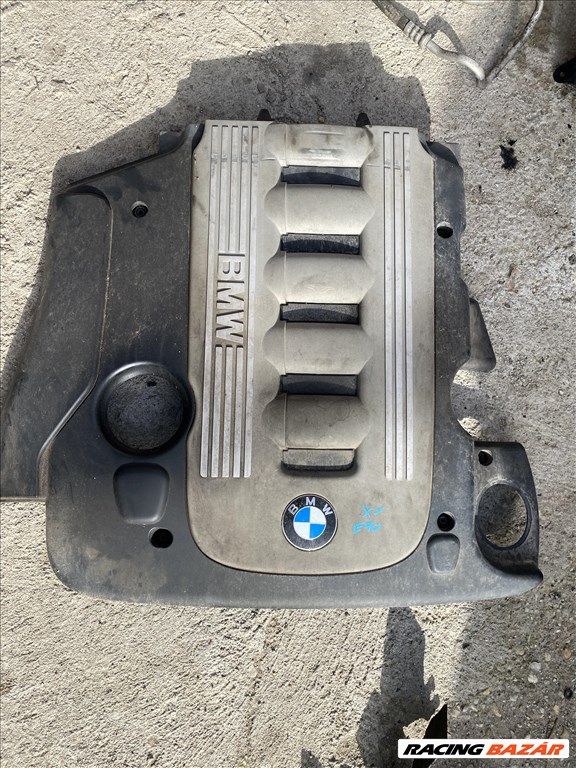 BMW X5 E70 Motorburkolat  1. kép