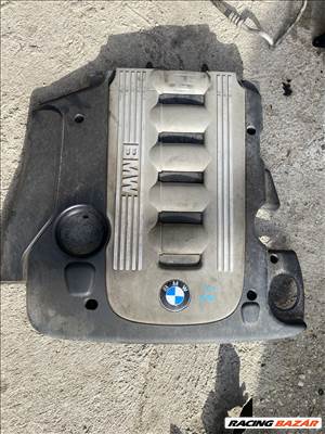 BMW X5 E70 Motorburkolat 