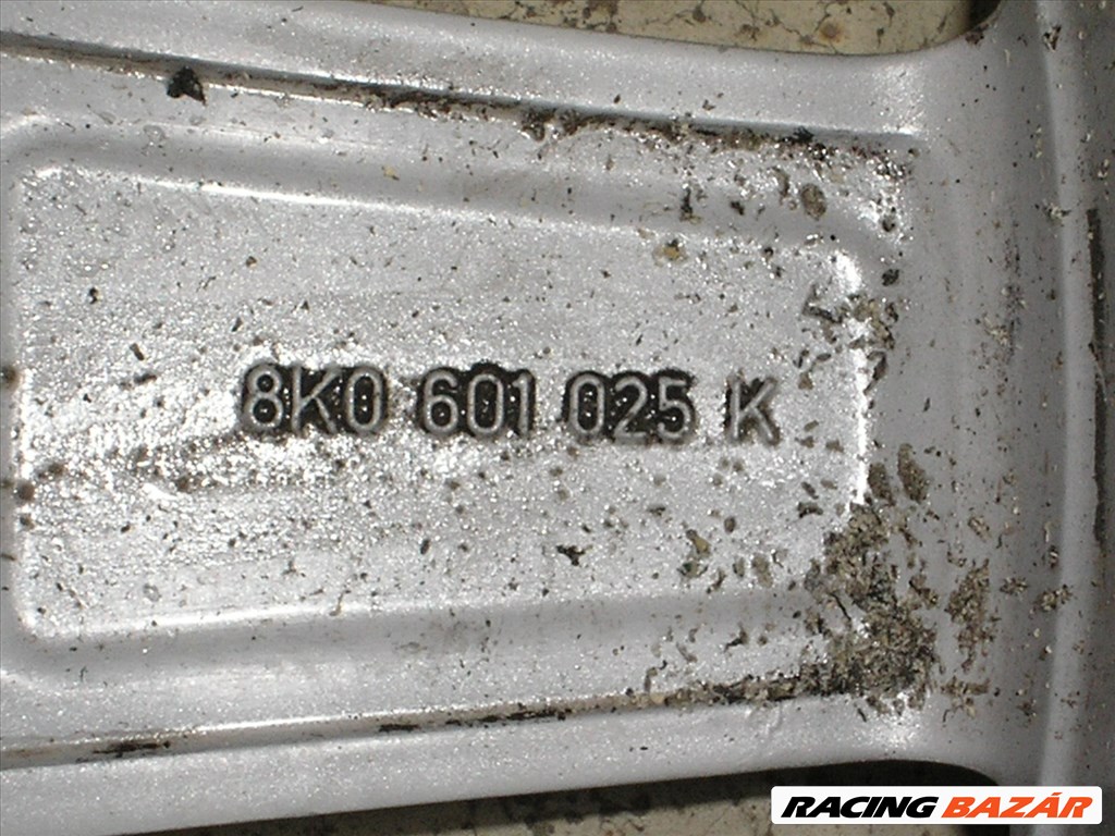 Audi A4 (B8 - 8K) alufelni  8k0601025k 2. kép