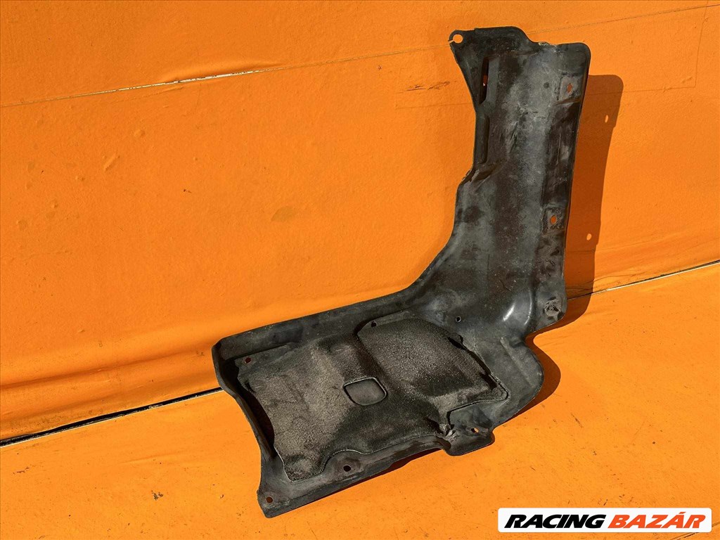 Toyota Corolla (E120/E130) motorburkolat  toyota5144112190 1. kép