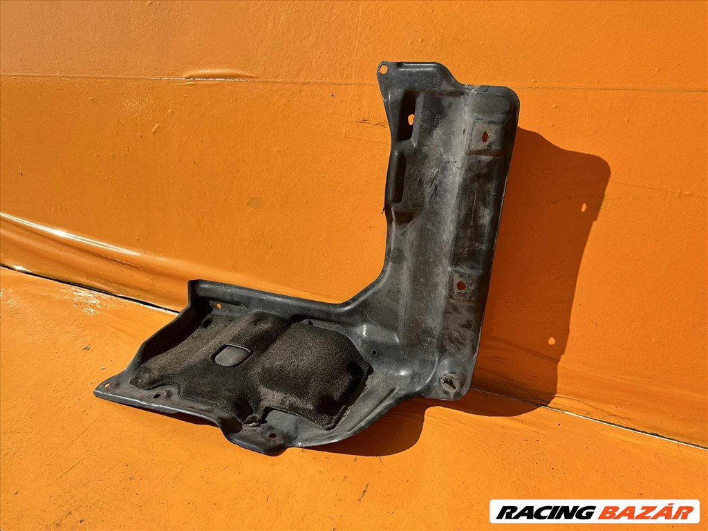 Toyota Corolla (E120/E130) motorburkolat  toyota5144112190 2. kép