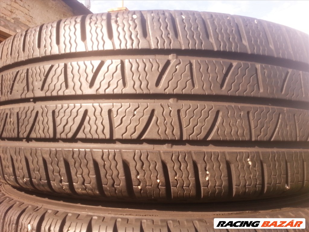  235/65R16C Pirelli Carrier winter kisteher téli gumi garnitúra 1. kép