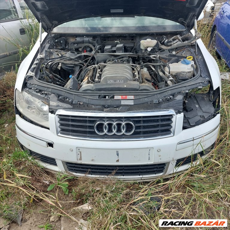 Audi A8 (D3 - 4E) (D3 - 4E) bontott alkatrészei 1. kép