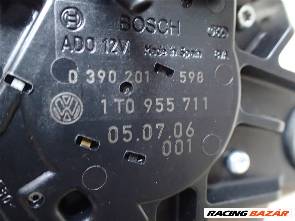 Vw Touran hátsó ablaktörlő motor  1t0955711 4. kép