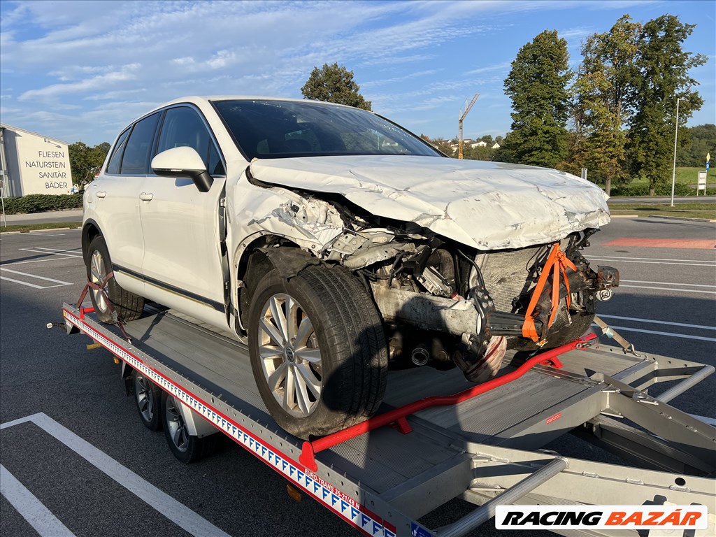 Volkswagen Touareg II 7P, bontott alkatrészei vagy egyben bontásra eladó 1. kép