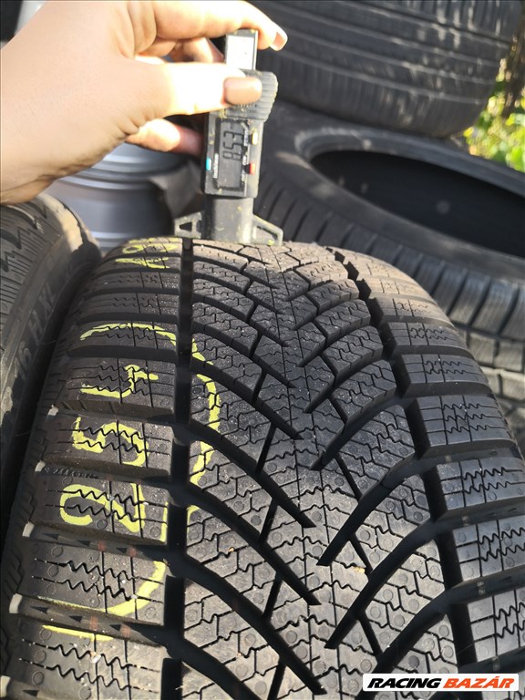  195/45 R16 Semperit téli gumi 98000ft a 4db/254/ 4. kép