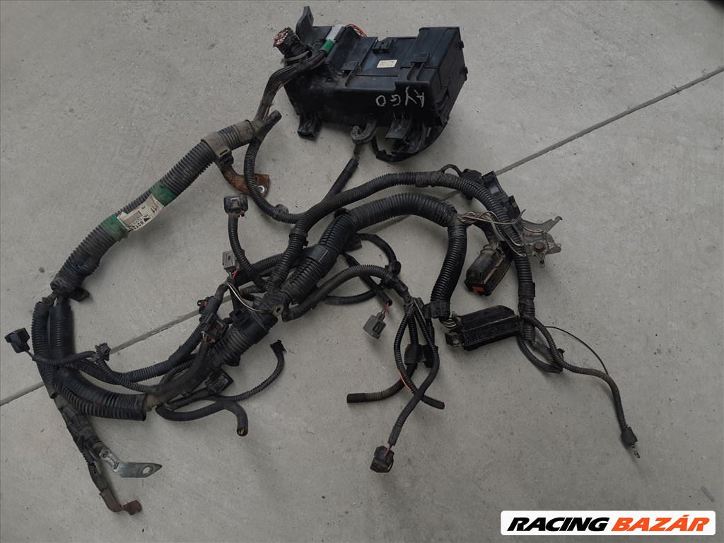 Toyota Aygo Motor Kábelköteg 821210H110K 1. kép
