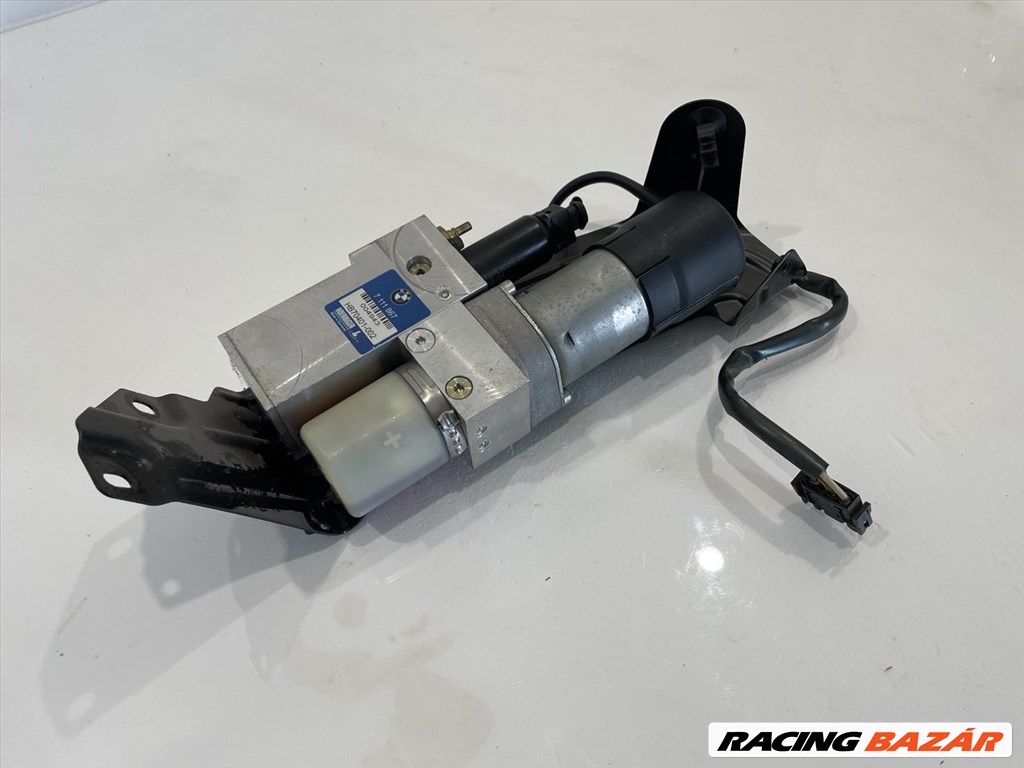 BMW E61 elektromos csomagtér ajtó motor 7111867 1. kép