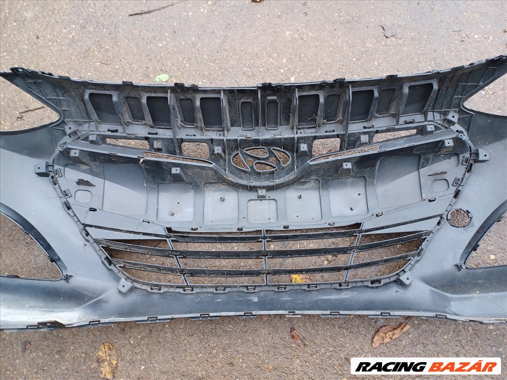 Hyundai i30 (GD) első lökhárító enyhén sérült, ráccsal együtt 86351a6000 86511a6000 13. kép