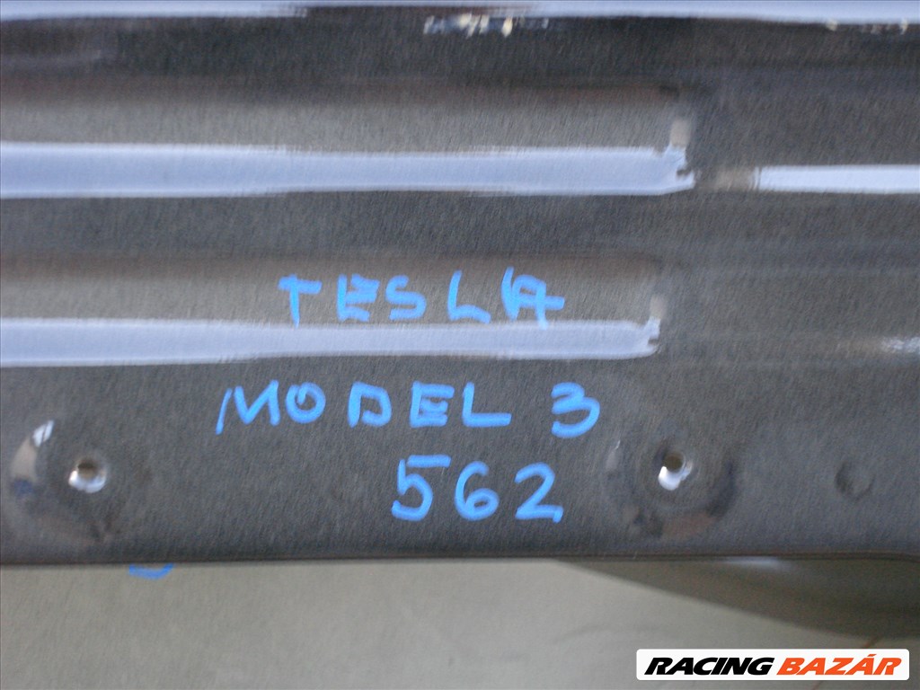 Tesla Model 3 Jobb hátsó ajtó 2018-tól 5. kép