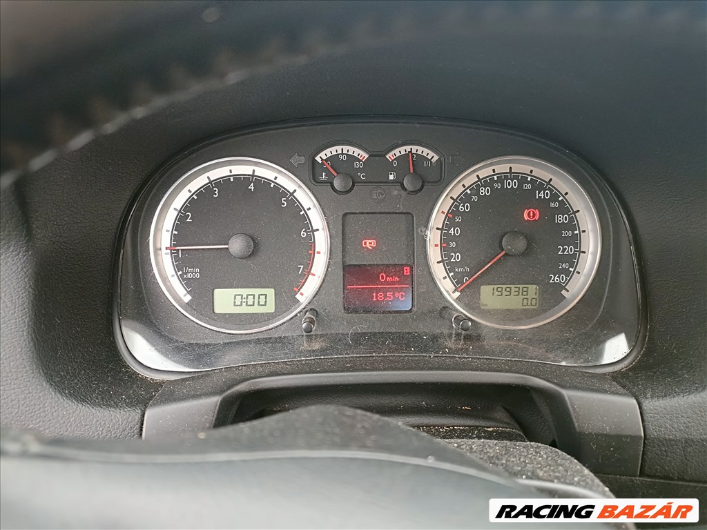 Volkswagen Bora 1.6 FSI motor BAD kóddal, 199381km-el eladó bad16fsi vwbora16fsi 7. kép