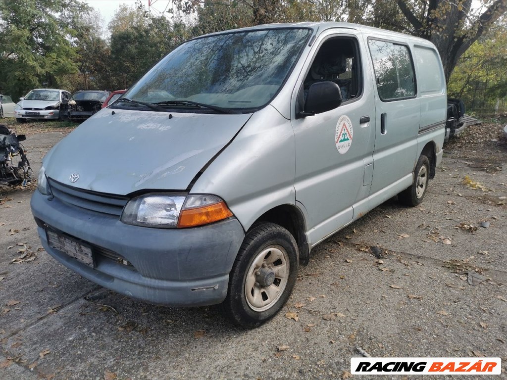 Toyota HiAce V 2.4D generátor  1. kép