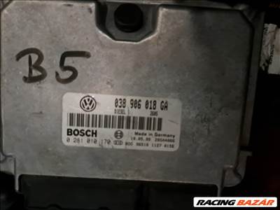 Volkswagen Passat B5 motorvezérlő  038906018ga