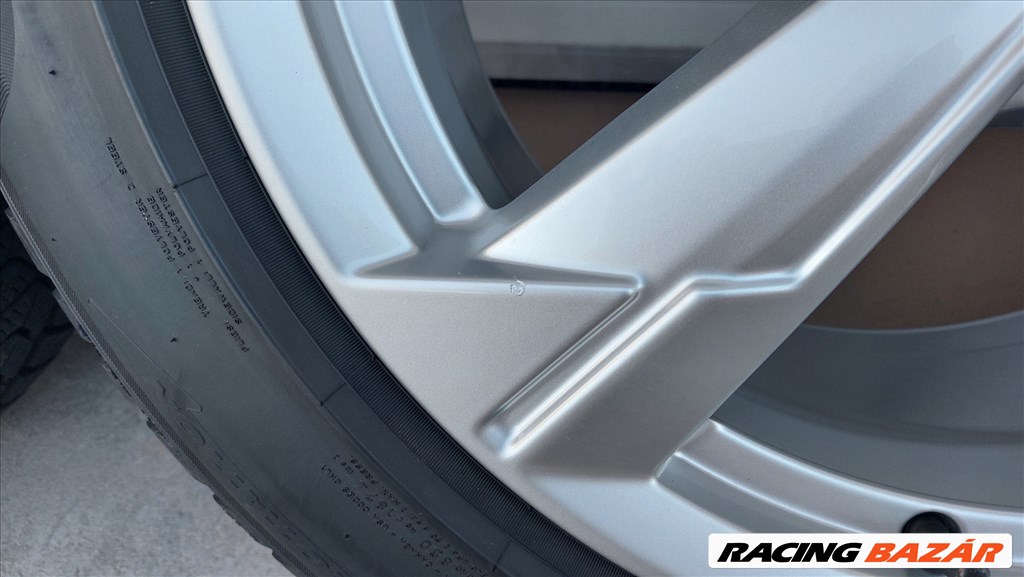  3,Gyári, Audi A6 4K C8 18"   alufelni  téli gumik Agy 66.5 10. kép