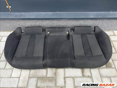 Audi A4 B9 hátsó ülőlap 