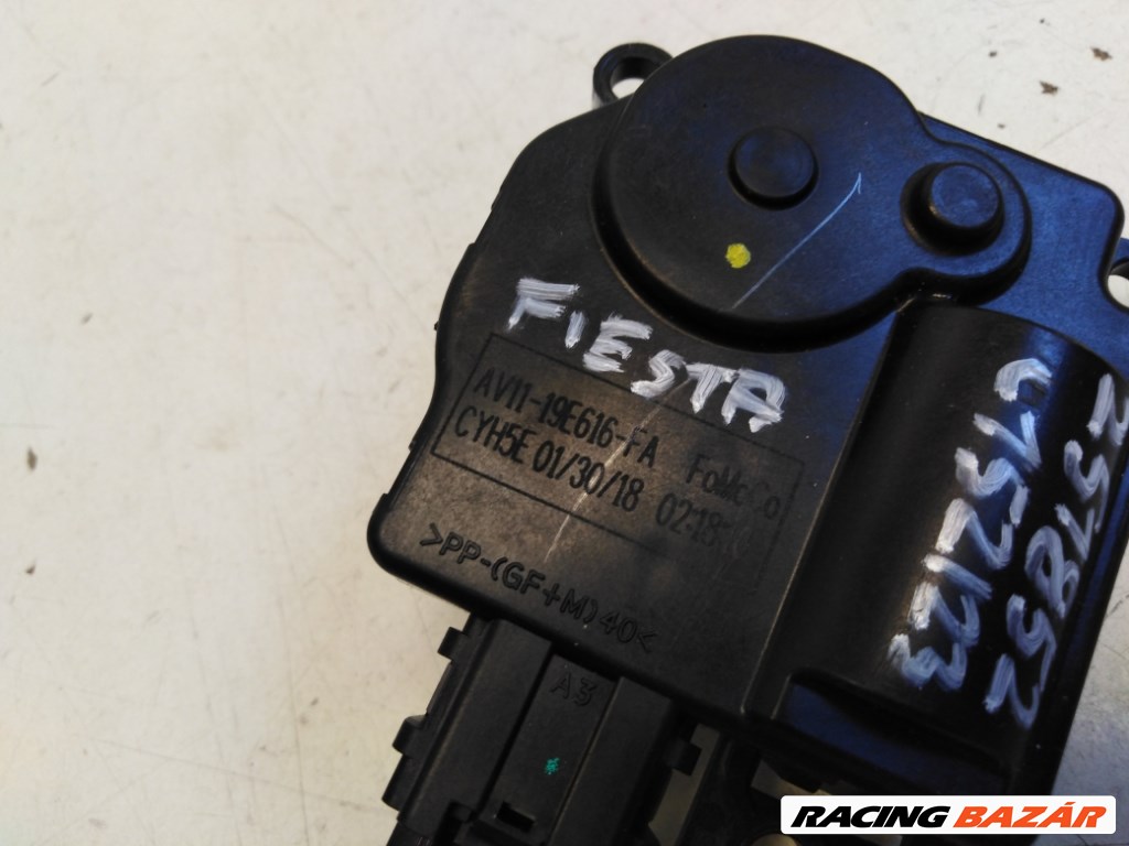 Ford Fiesta  fûtés állító motor AV1119E616FA 3. kép