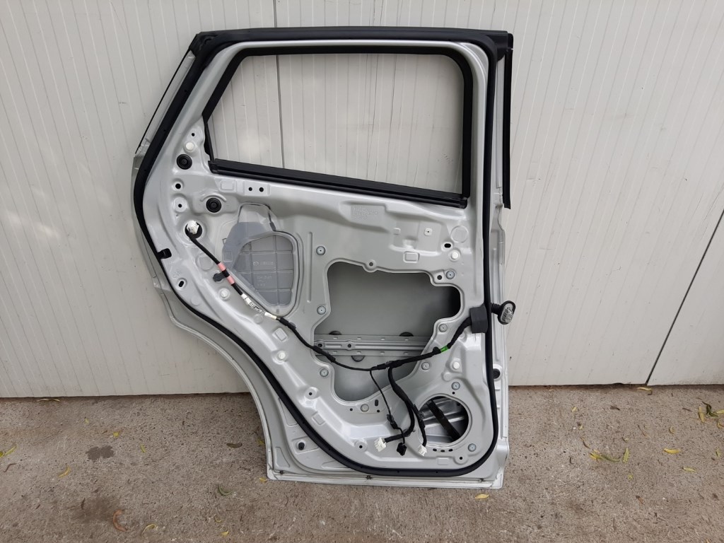 Mazda CX-3 bal hátsó ajtó 2. kép