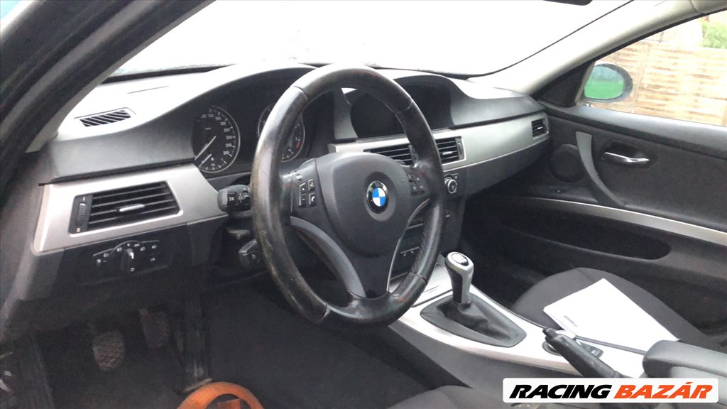 BMW 320 (E90, E91, E92, E93) bontott alkatrészei 4. kép