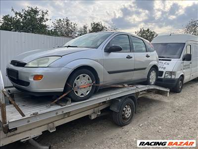 Ford Focus Mk1 1.4 benzin  bontott alkatrészei