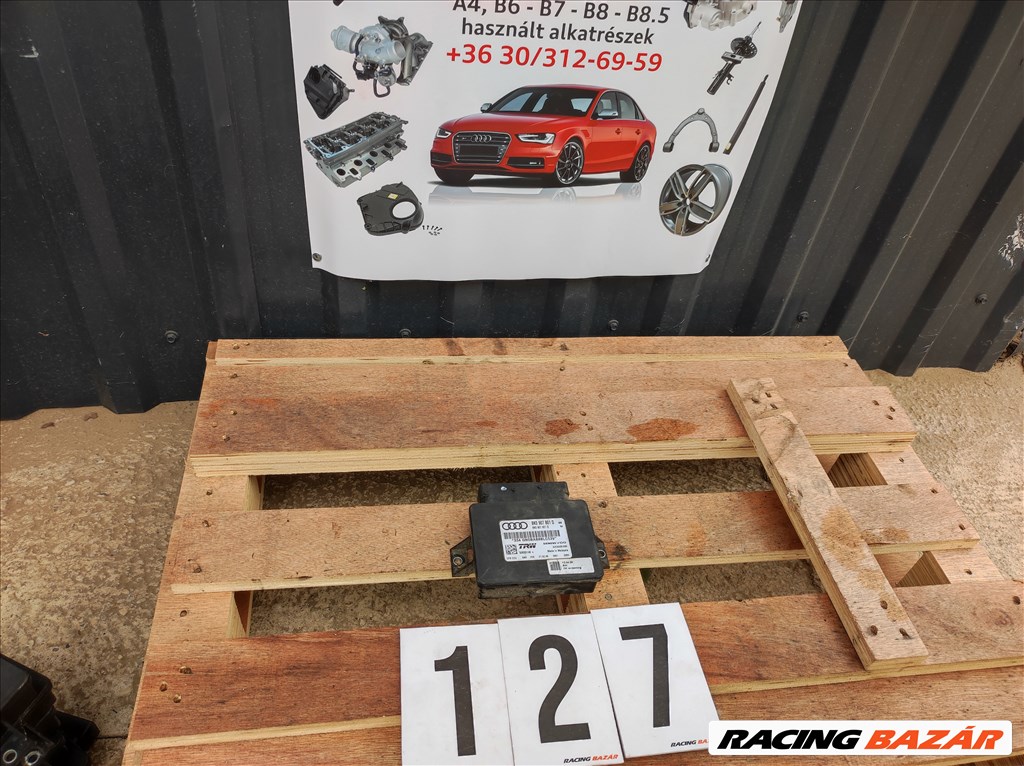 Audi A4 (B8 - 8K) kézifék vezérlő elektronika 8k0907801d 1. kép