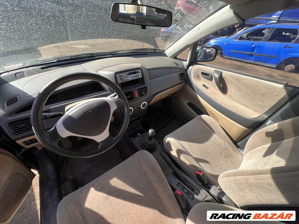 Suzuki Liana 1.6 4WD -M16A- bontott alkatrészei 5. kép