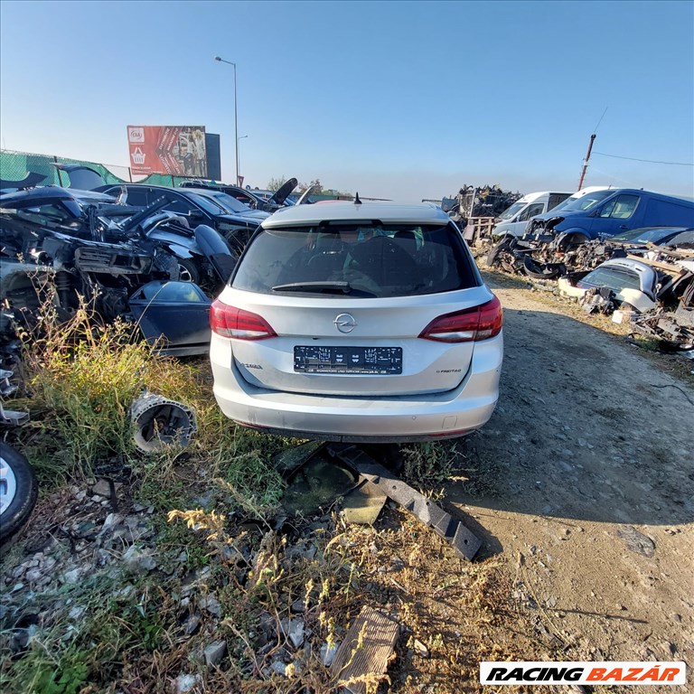 Opel Astra K bontott alkatrészei 5. kép