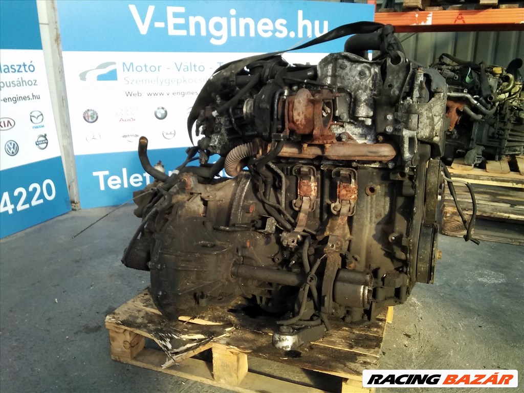 Renault Trafic M9RL782 2.0 DCI bontott motor 2. kép