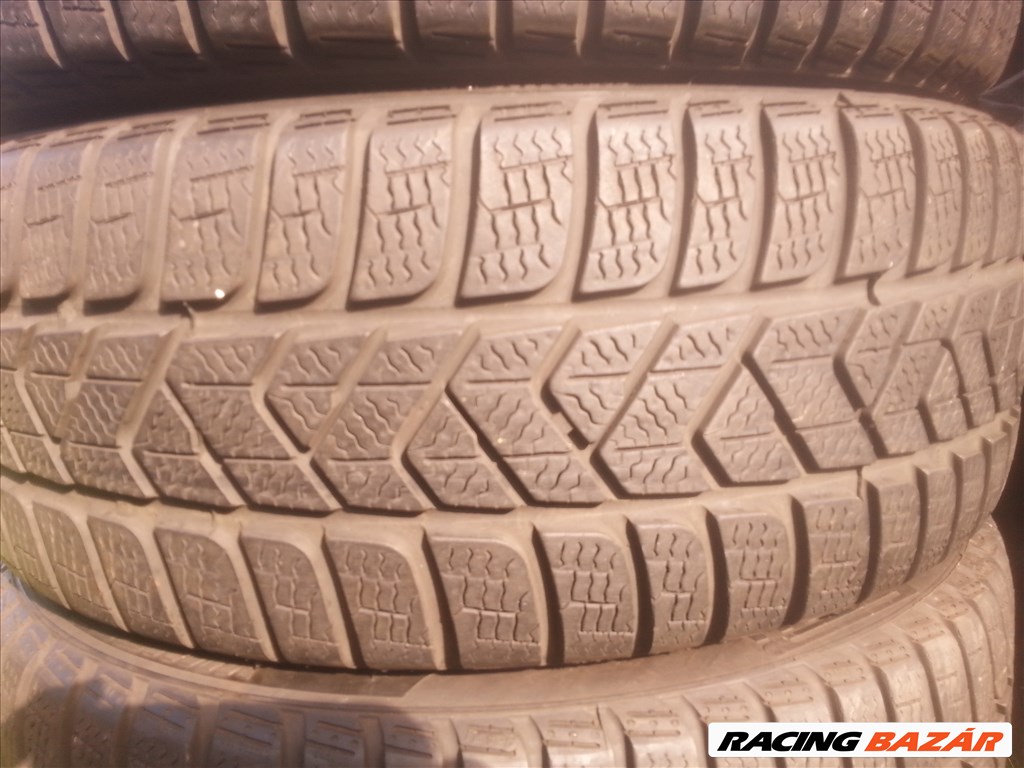  205/45R17 Pirelli Sottozero3 téli gumi garnitúra 3. kép