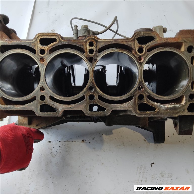 170110 Alfa Romeo 147 2000-2010 1,6 16v 105 Le benzin motor, motoralkatrészek AR37203 1. kép
