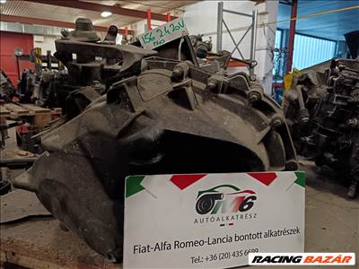 Alfa Romeo 156 2.4 JTD 16V Multijet 2.4 20V F40 váltó 