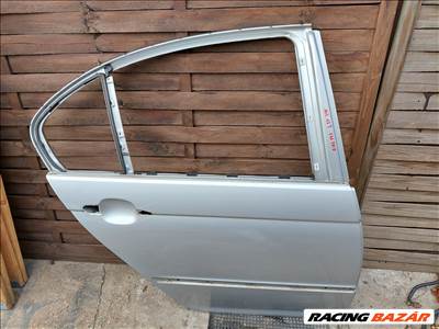 BMW E46 sedan ezüst titansilber titansilver jobb hátsó ajtó (142123)