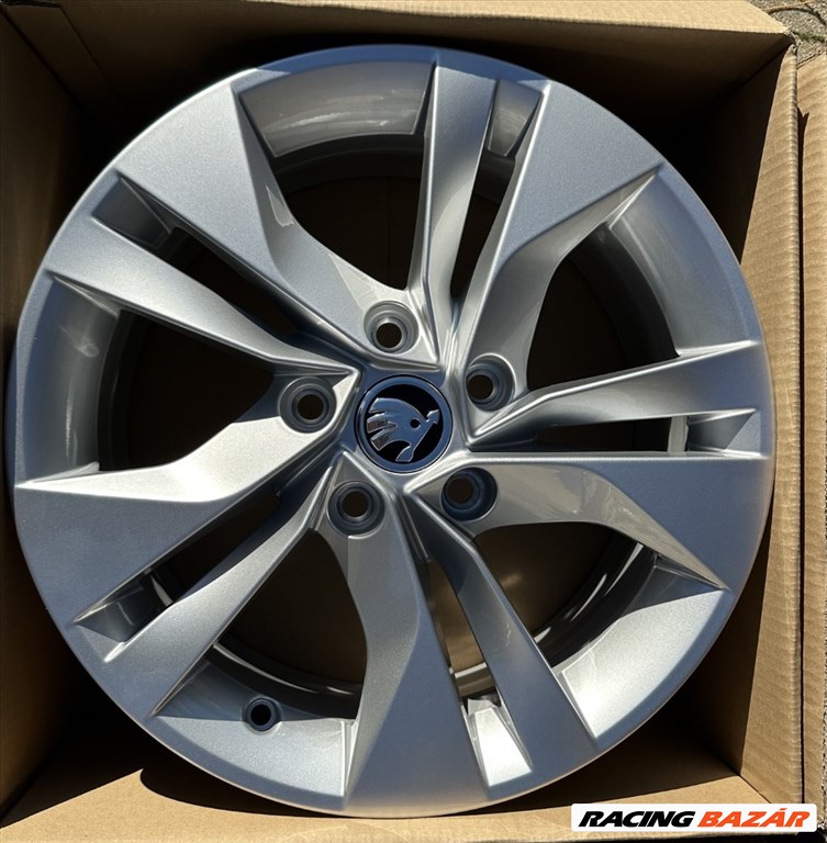 R16 5x112 Original Skoda Karoq - Spitzberg silver - OEM gyári új alufelnik 16"  2. kép