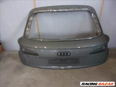 AUDI Q5 80A csomagtérajtó