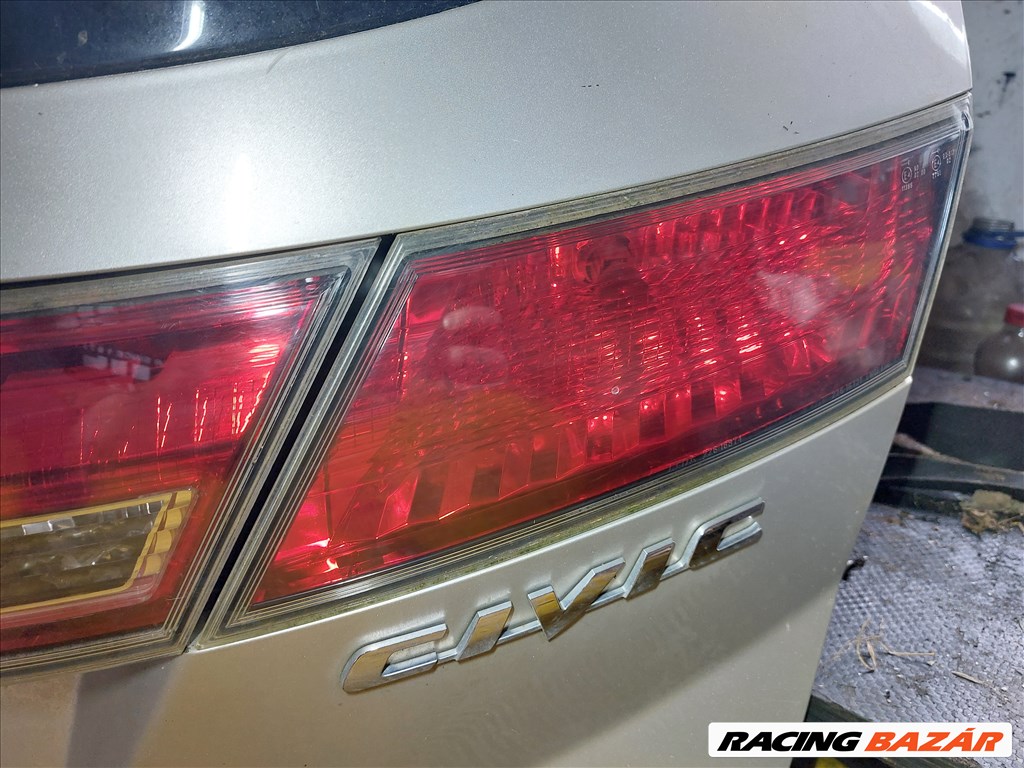 Honda Civic VIII jobb, bal hátsó lámpa 1. kép