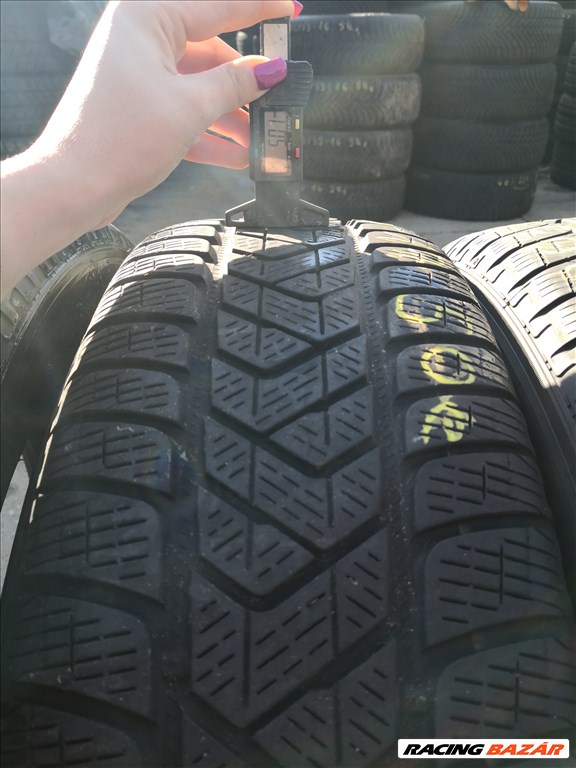  215/65 R17 Pirelli téli gumi 50000ft a 4db/303/ 3. kép