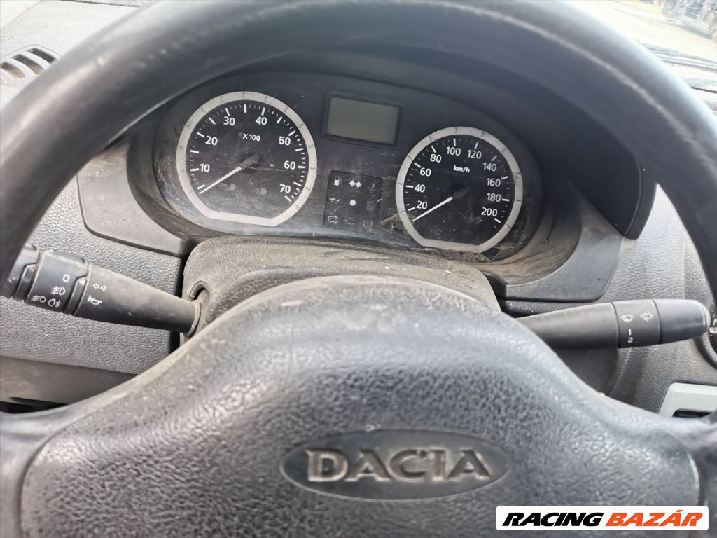 Dacia Logan I 1.4 CSOMAGTÉR ajtó  3. kép