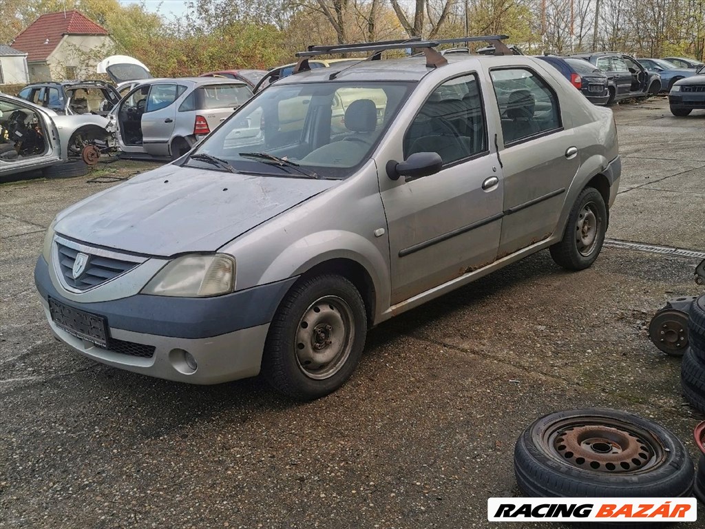 Dacia Logan I 1.4 CSOMAGTÉR ajtó  6. kép