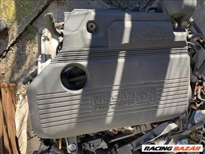 Nissan Almera Tino motor 2,2 Diesel 6-os váltó