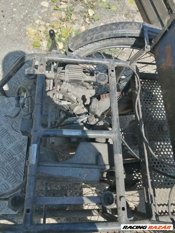 Robbanómotoros háromkerekű rehab moped RM-006/Ö. Felújításra szorul 6. kép