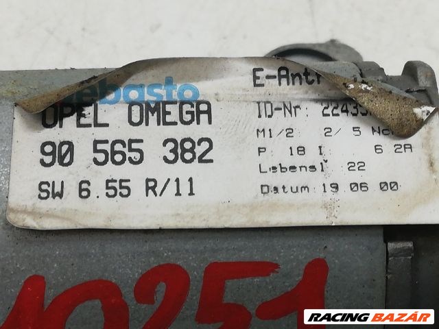 OPEL OMEGA B (25_, 26_, 27_) Tetőablak Motor #10251 90565382 3. kép