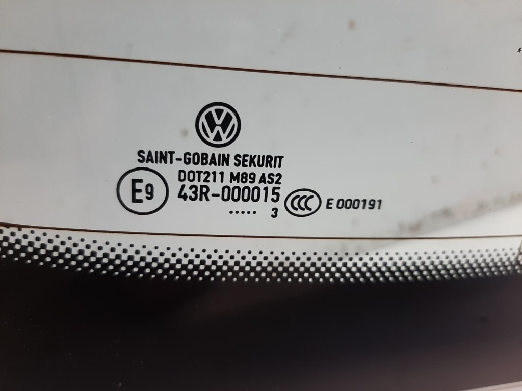 Volkswagen Polo (6R) hátsó szélvédõ 2. kép