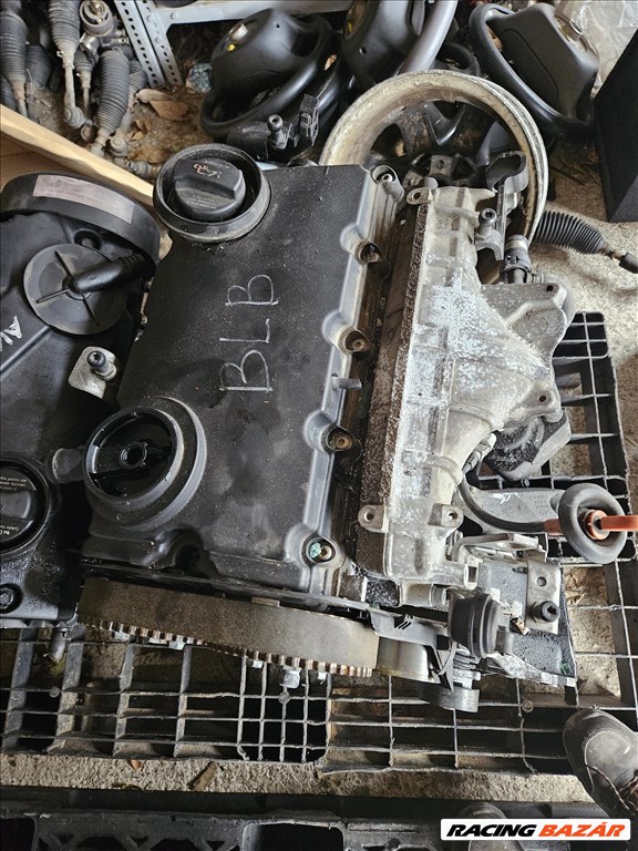 Audi A4 BLB motor  2. kép