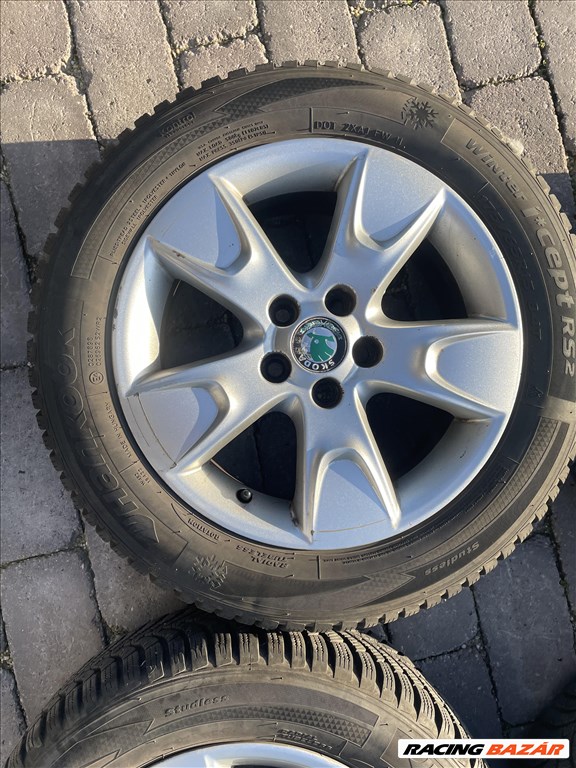 Skoda Fabia 2  5x110 lyukosztású 15"  alufelni téligumival  3. kép