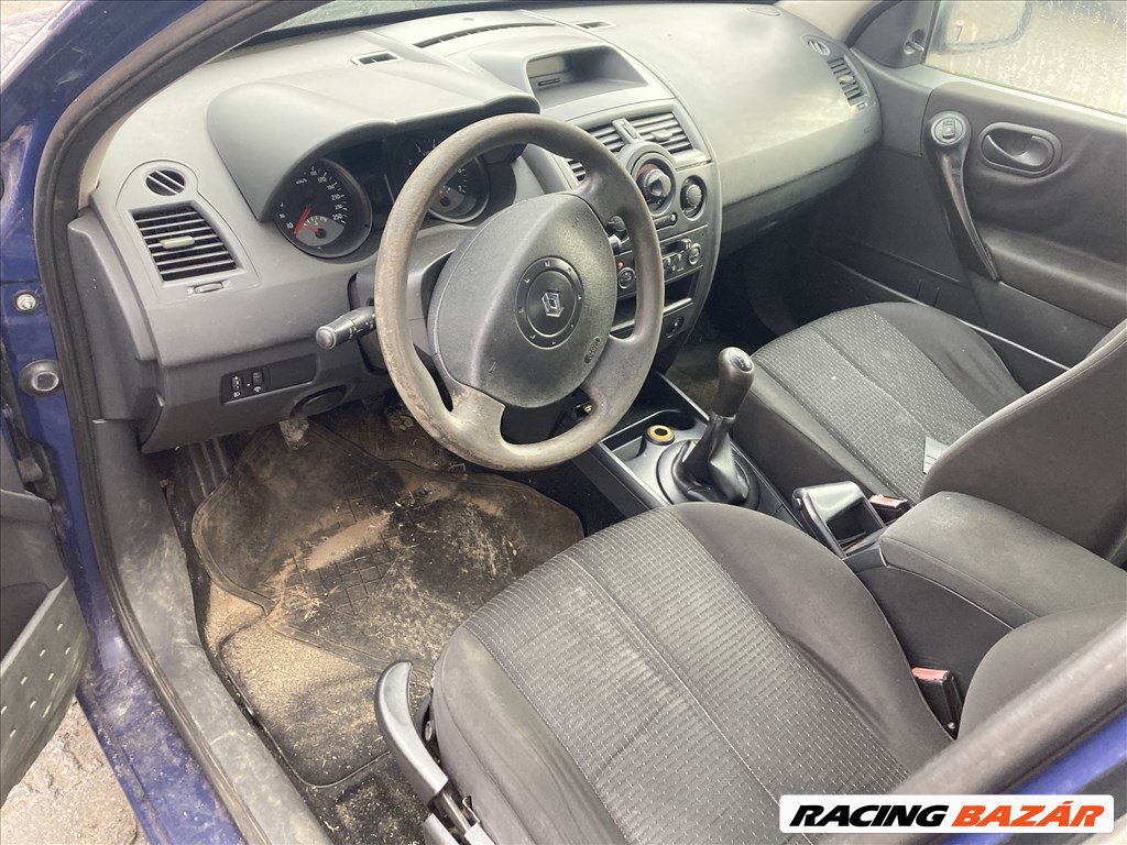 Renault Mégane II 1.5dci  bontott alkatrészei 2. kép