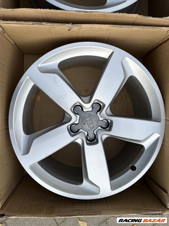 R19 5x112  Original Audi Q5 8J ET39 OEM 8R0 601 025J  gyári felnik 19" 4. kép