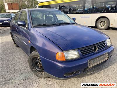 Volkswagen Polo Classic 1.4i  bontott alkatrészei