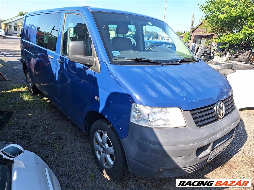 Volkswagen Transporter T5 bontott alkatrészei 1. kép